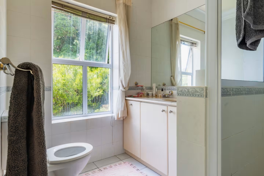 4 Bedroom Property for Sale in Hout Bay Western Cape